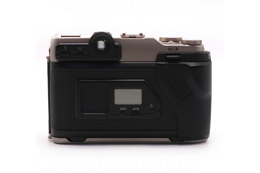Аналоговый фотоаппарат Fujifilm GA645Zi Professional