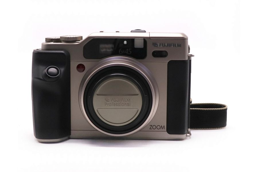 Аналоговый фотоаппарат Fujifilm GA645Zi Professional