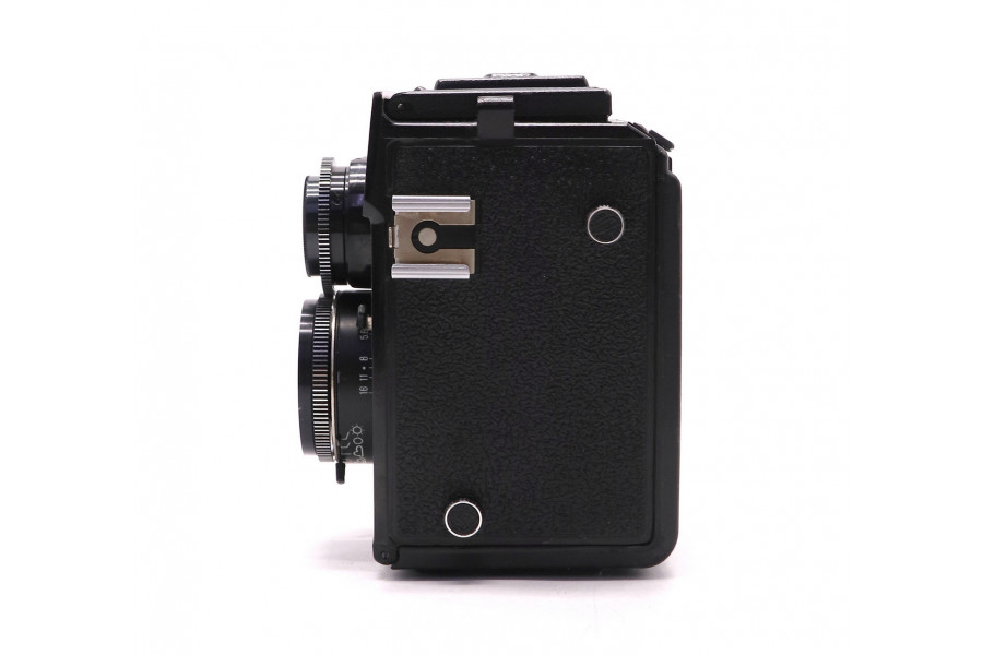 Советский фотоаппарат Любитель 166 в упаковке