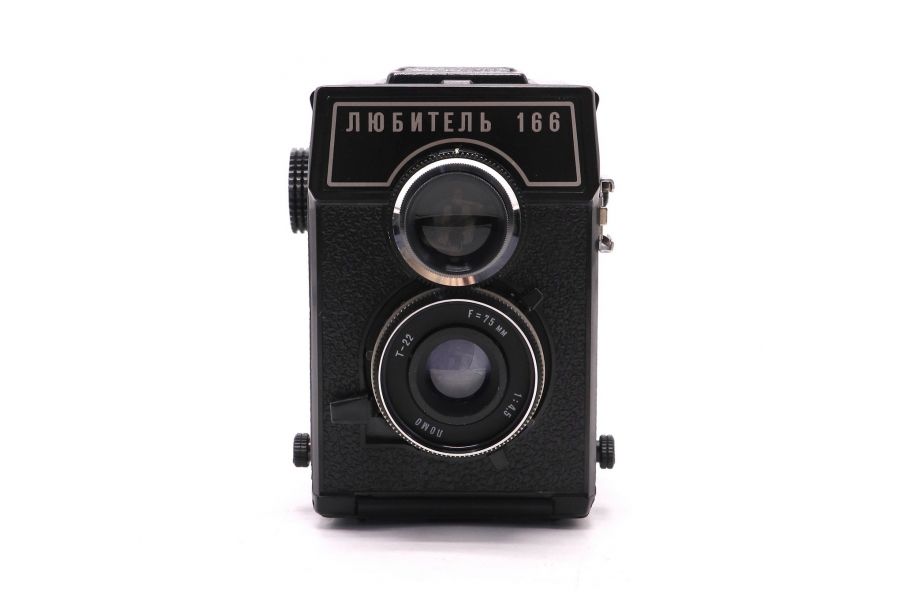 Советский фотоаппарат Любитель 166 в упаковке