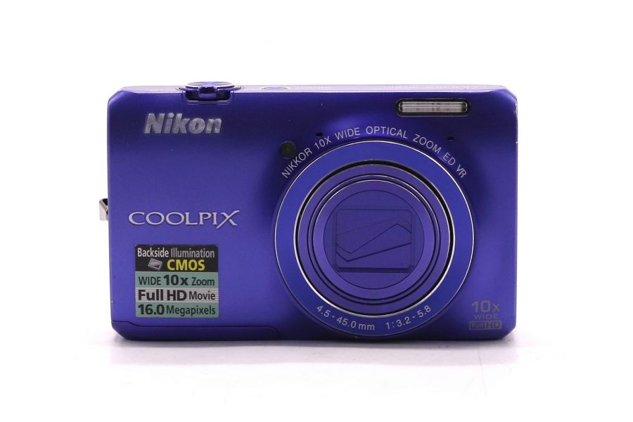 Фотоаппарат Nikon Coolpix S6300 в упаковке