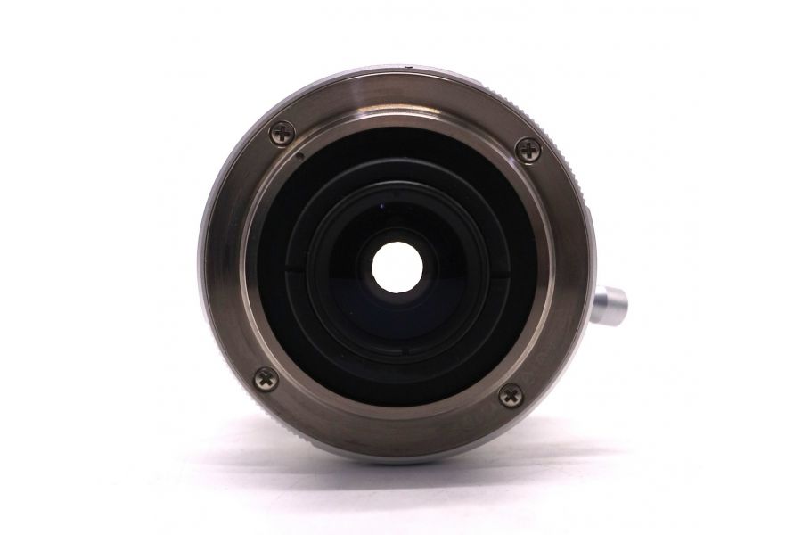 Объектив Voigtlander Snapshot-Skopar 25mm f/4 MC