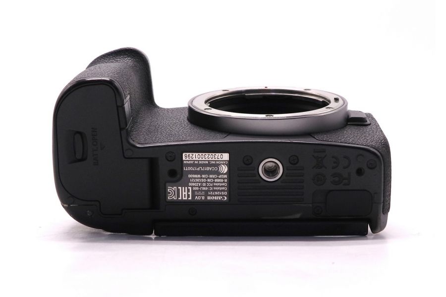 Canon EOS R body в упаковке (пробег 1436370 кадров)