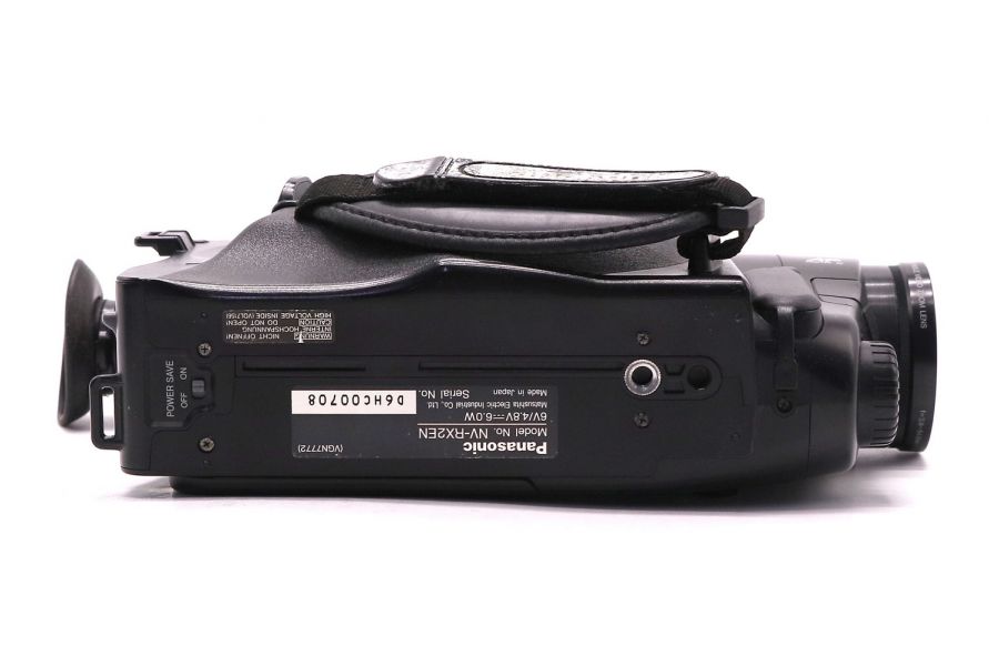 Видеокамера Panasonic NV-RX2EN в упаковке