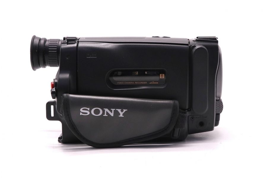 Видеокамера аналоговая Sony CCD-TRV24E в упаковке
