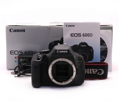 Canon EOS 600D body в упаковке (пробег 70745 кадров)