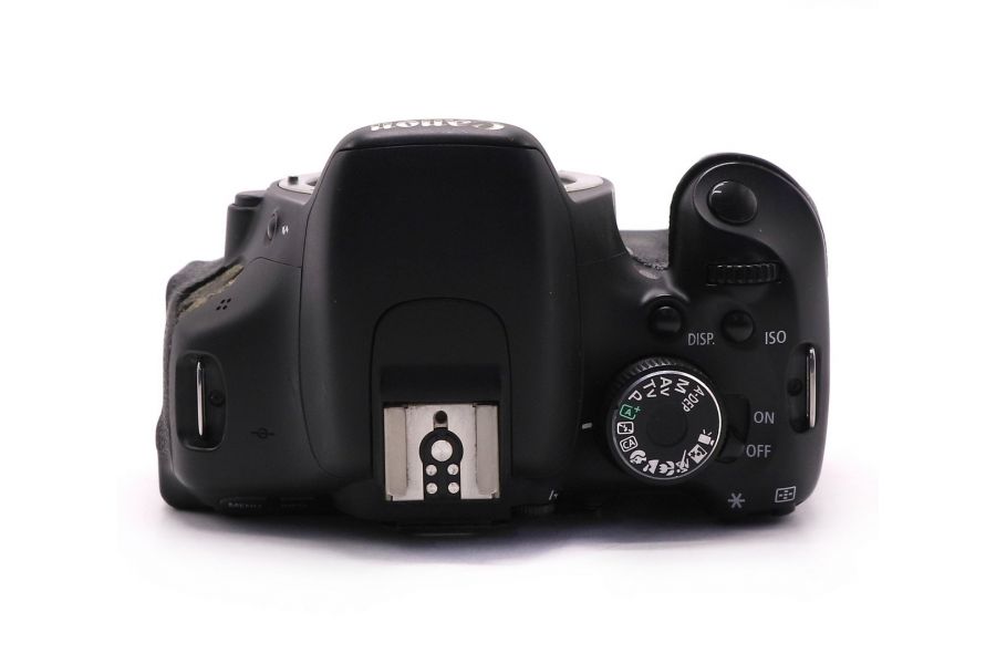 Canon EOS 600D body в упаковке (пробег 70745 кадров)