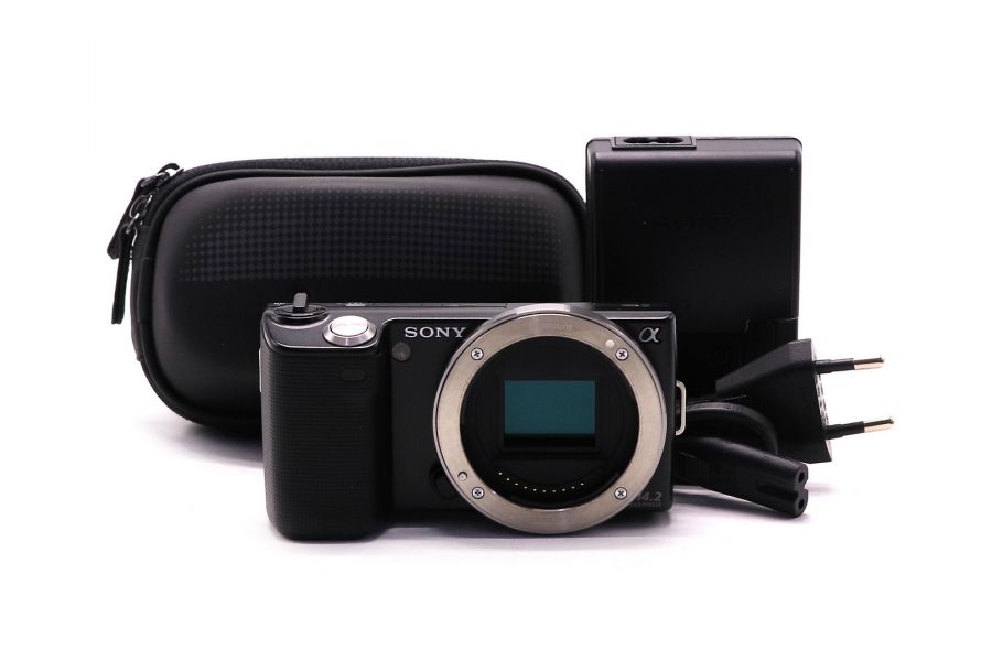 Фотокамера Sony Nex-5 body (пробег 750 кадров)