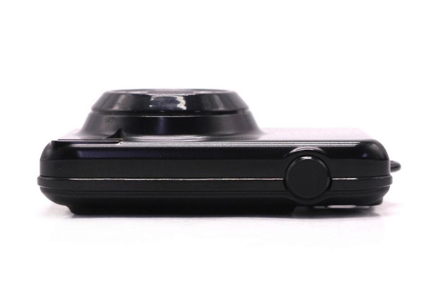 Компактная камера Fujifilm FinePix L30 в упаковке