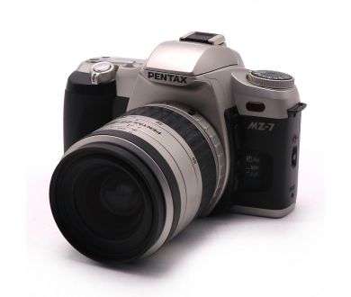 Надежный зеркальный фотоаппарат Pentax MZ-7 kit