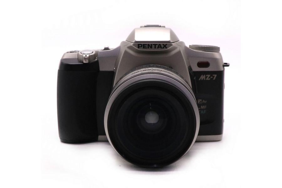Надежный зеркальный фотоаппарат Pentax MZ-7 kit