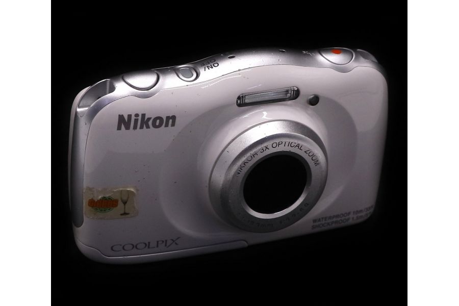 Компактная цифровая фотокамера Nikon Coolpix S33