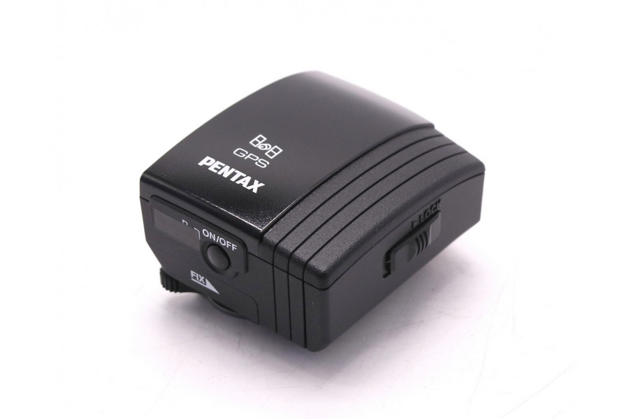 Внешний GPS‑модуль Pentax Unit (O-GPS1) в упаковке