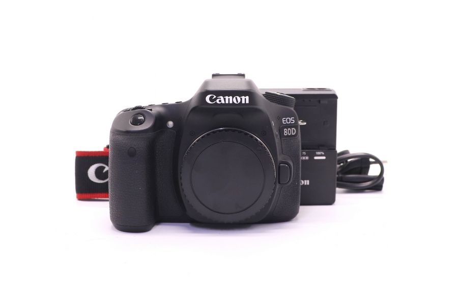 Камера Canon EOS 80D body (пробег 107000 кадров)