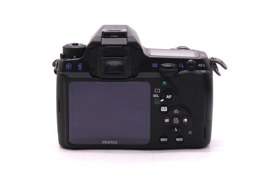 Pentax K-5 kit в упаковке (пробег 4960 кадров)