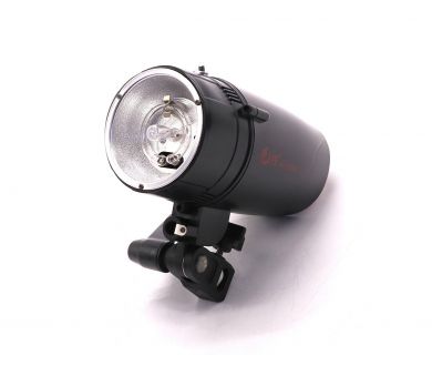 Импульсная студийная вспышка Falcon Eyes SS-150BJ