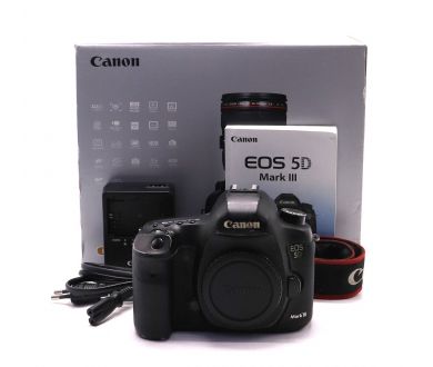 Canon EOS 5D Mark III body в упаковке (пробег 327535 кадров)