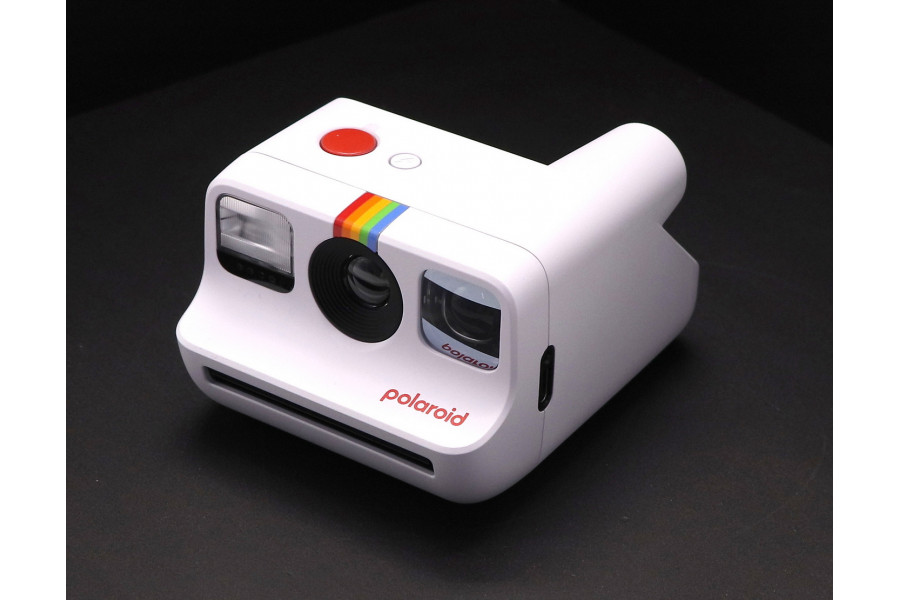 Камера Polaroid GO Generation 2 White в упаковке
