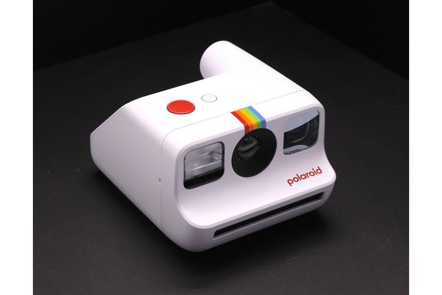 Камера Polaroid GO Generation 2 White в упаковке