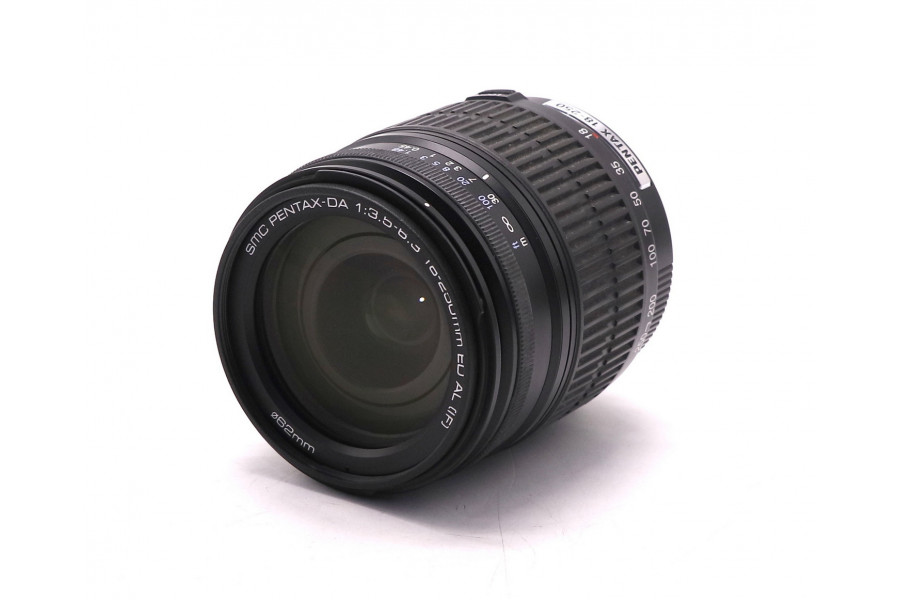 Pentax-DA SMC 18-250mm f/3.5-6.3 ED AL (IF) в упаковке