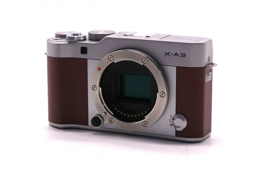 Компактная фотокамера Fujifilm X-A3 body в упаковке