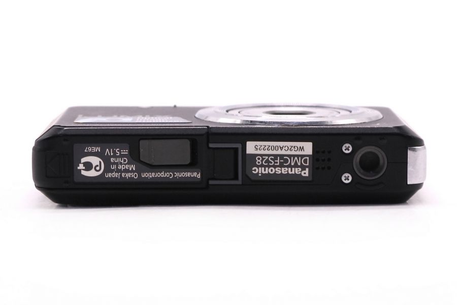 Компактная камера Panasonic Lumix DMC-FS28