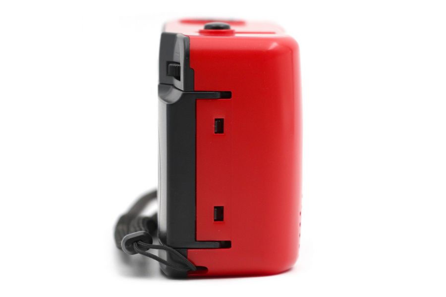 Фотоаппарат пленочный красный Kodak M38