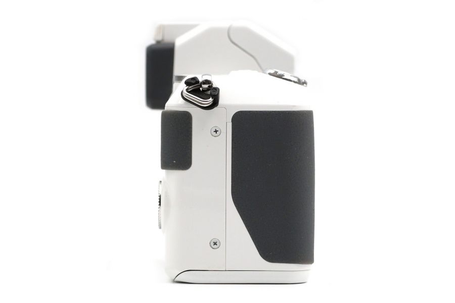 Камера Nikon 1 V2 body (пробег 8440 кадров)