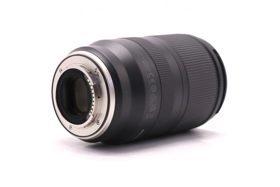 Tamron 17-70mm f/2.8 DI III-A VC RXD for Fujifilm-X в упаковке