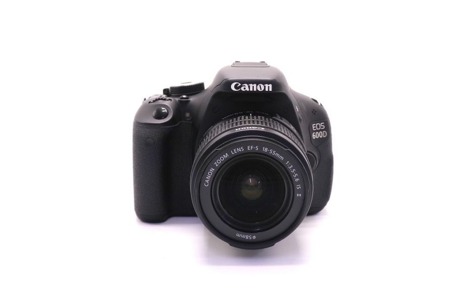 Камера Canon EOS 600D kit (пробег 8430 кадров)