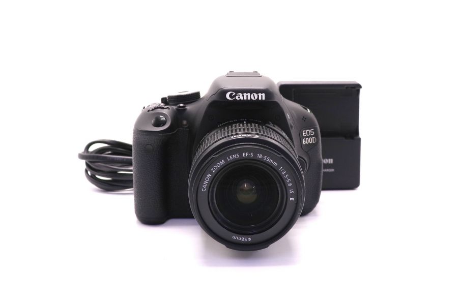 Камера Canon EOS 600D kit (пробег 8430 кадров)