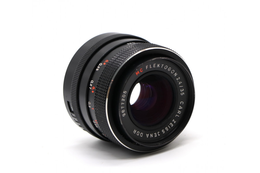 Flektogon 2.4/35 MC Carl Zeiss Jena DDR в тубусе