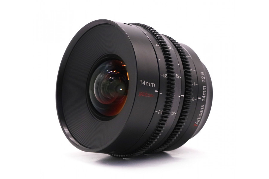 Объектив 7artisans 14mm T2.9 Sony E в упаковке