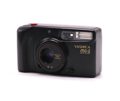 Плёночная компактная фотокамера Yashica MG-2