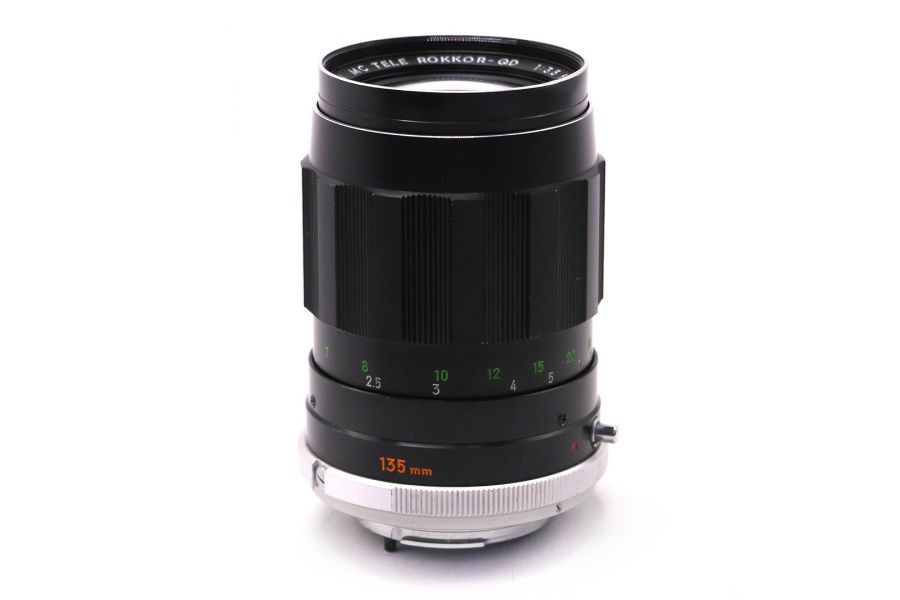 Minolta MC Tele Rokkor-QD 135mm f/3.5 в упаковке