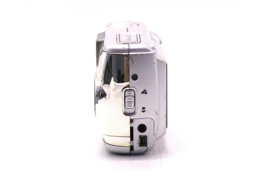 Цифровая компактная камера Genius G-Shot D211