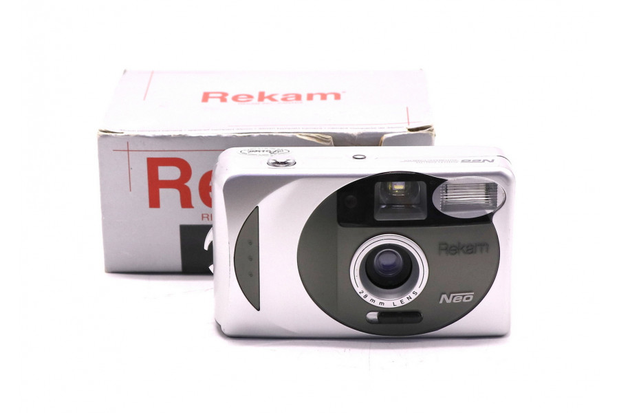 Компактный фотоаппарат Rekam Neo в упаковке