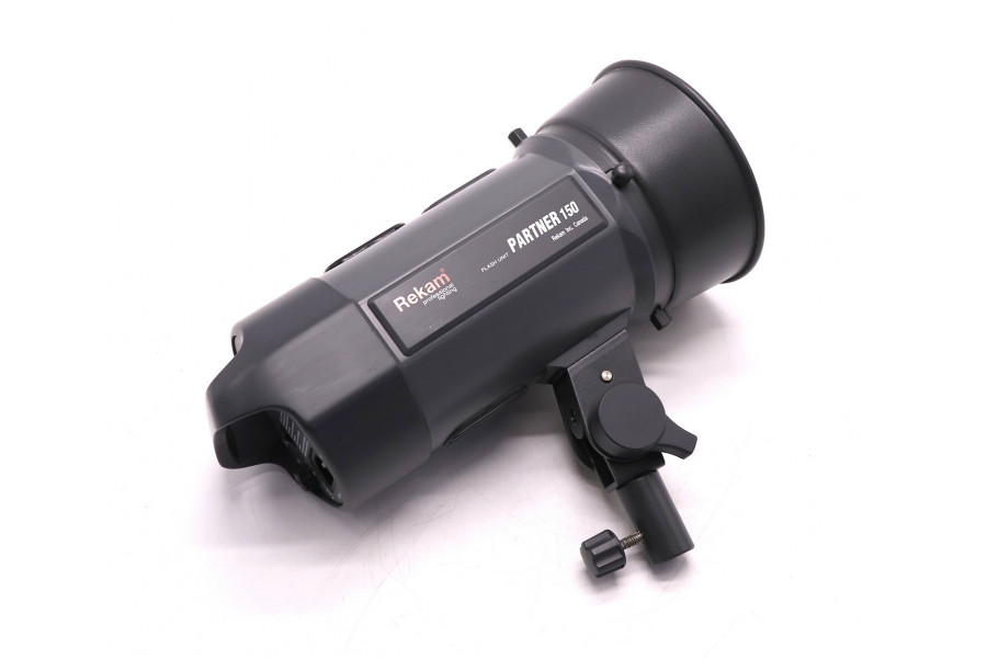 Импульсный моноблок Rekam Partner 150 в упаковке