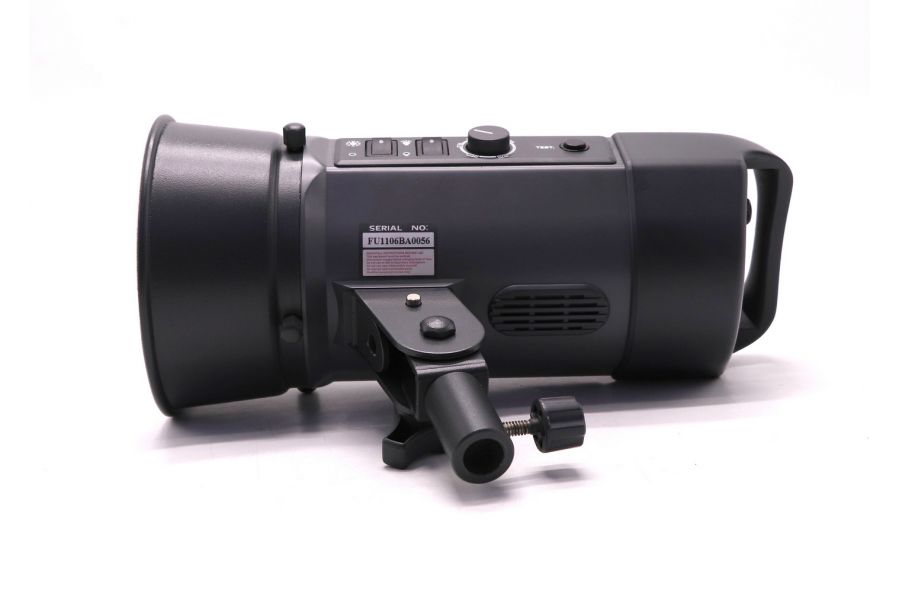 Импульсный моноблок Rekam Partner 150 в упаковке