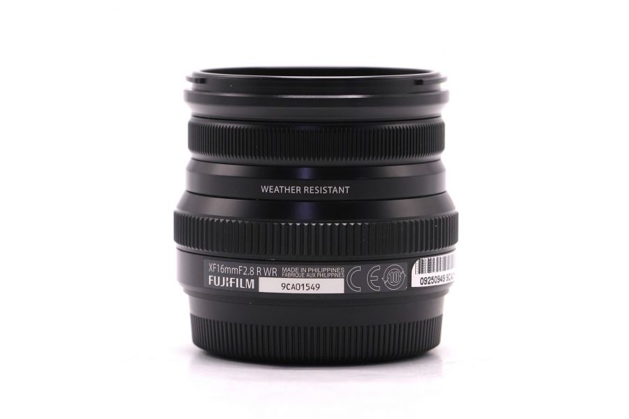 Компактный объектив Fujifilm XF 16mm f/2.8 R WR