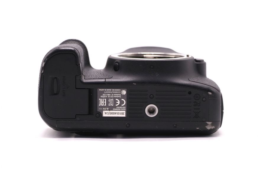 Canon EOS 6D body (пробег 84690 кадров)