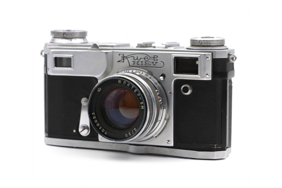 Советский фотоаппарат Киев 4А с Юпитер-8М (СССР, 1970)