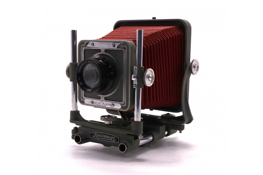 Форматный советский фотоаппарат Восток 1951 + И-51