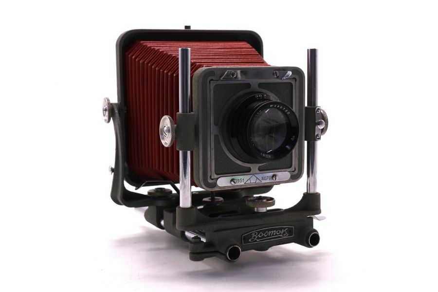 Форматный советский фотоаппарат Восток 1951 + И-51