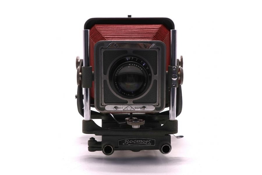 Форматный советский фотоаппарат Восток 1951 + И-51