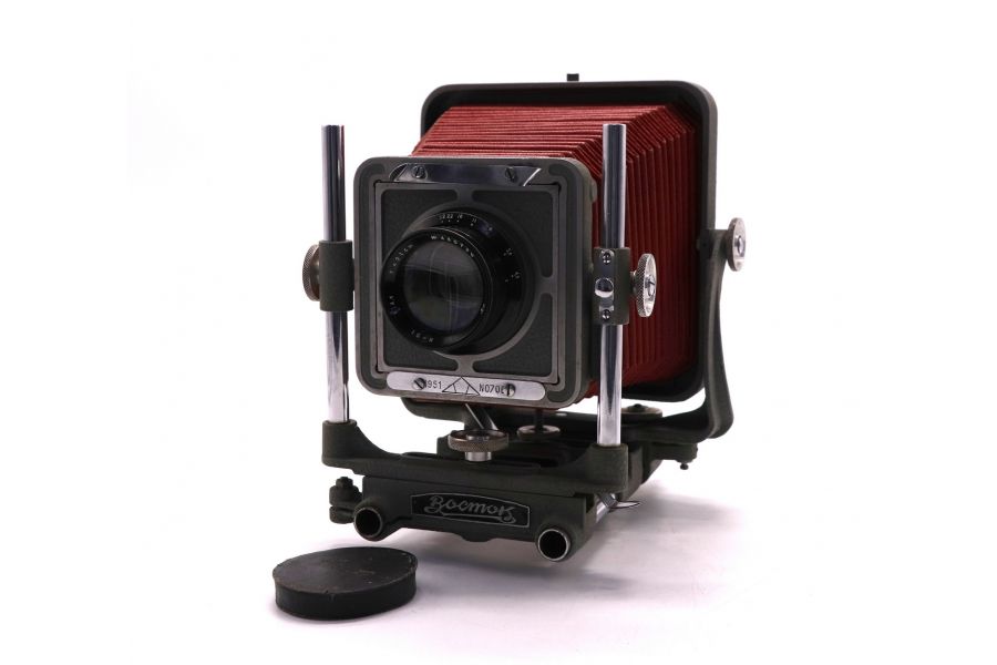 Форматный советский фотоаппарат Восток 1951 + И-51