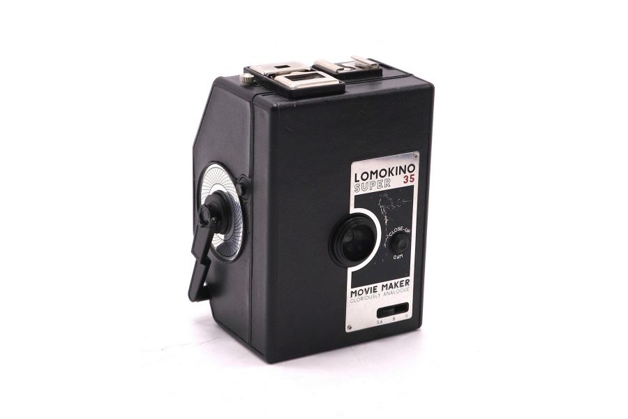 Кинокамера компактная пленочная Lomokino Super 35