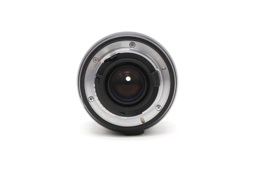 Стильный Nikon 18-70mm f3.5-4.5G ED-IF AF-S DX Zoom Nikkor