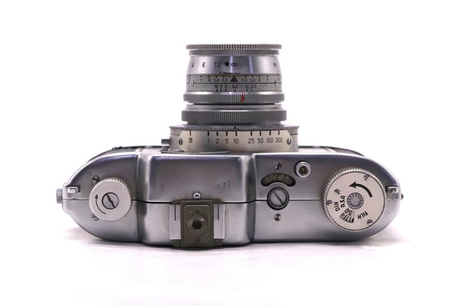Компактная плёночная фотокамера AkArette II