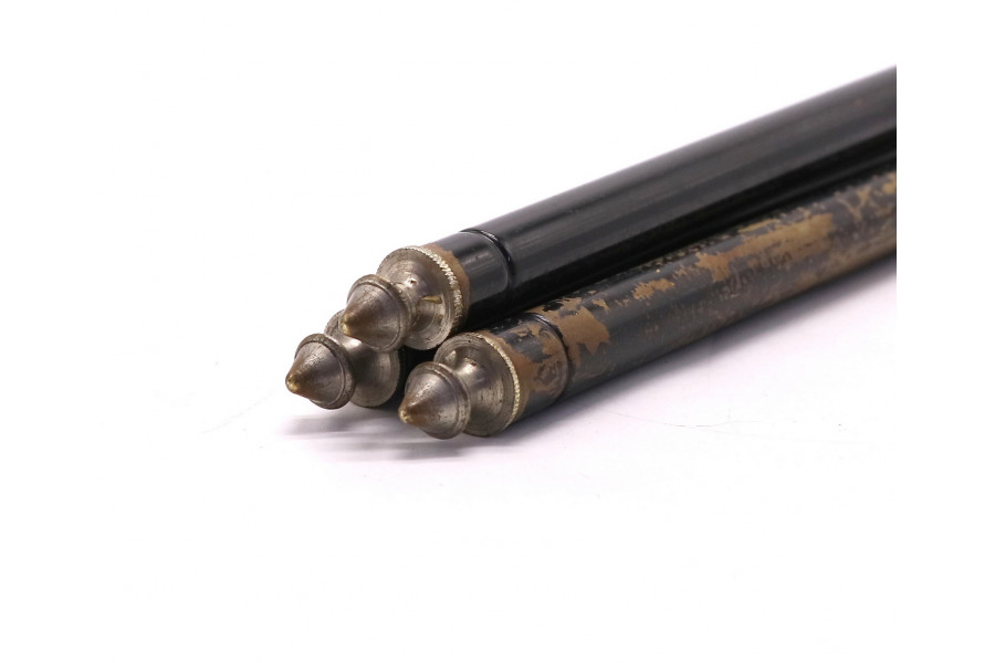 Винтажный складной металлический штатив